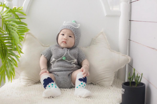 商丘宝宝眼窝发青